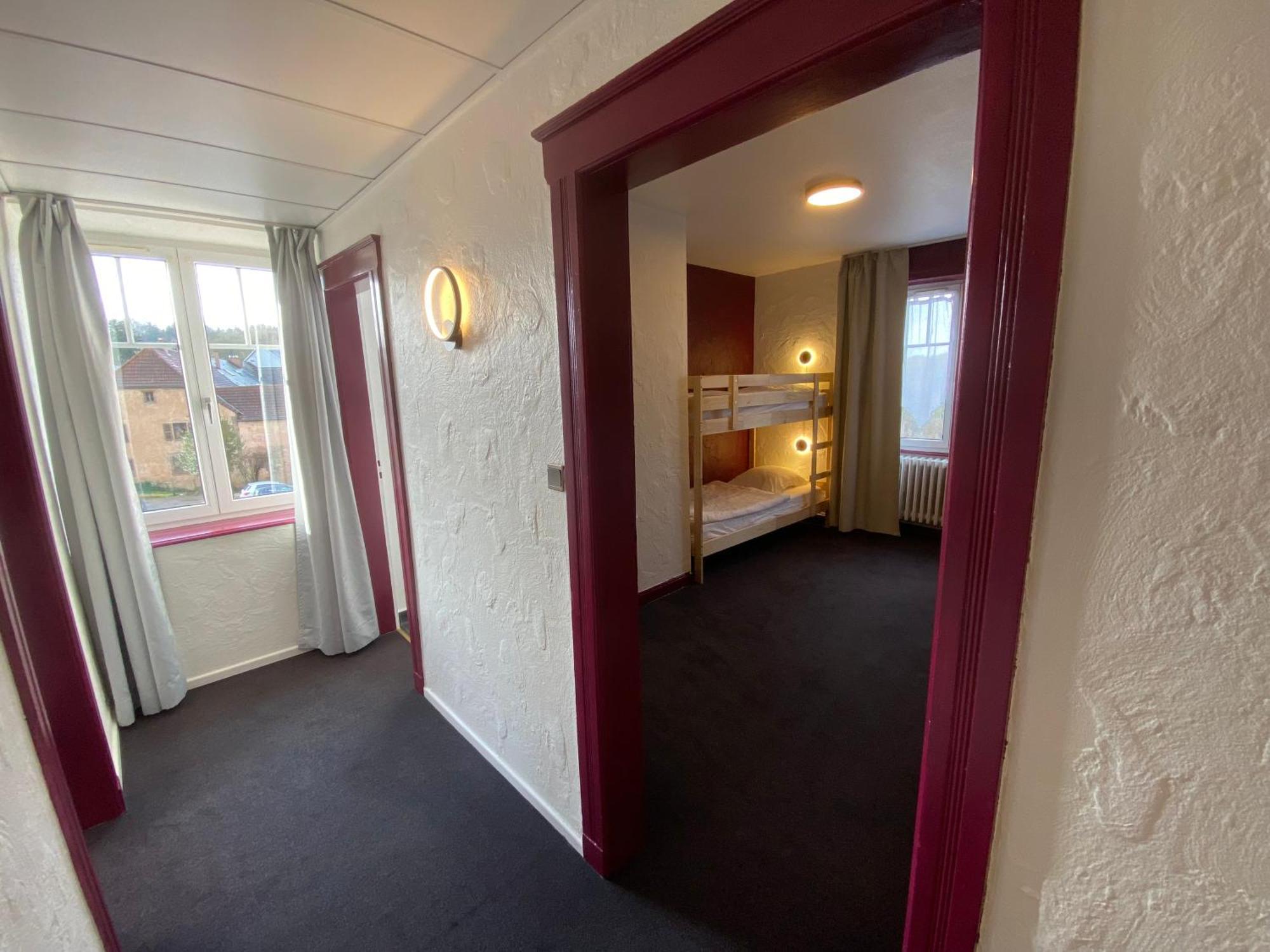 Hotel Restaurant Aux Trois Roses La Petite-Pierre Bilik gambar